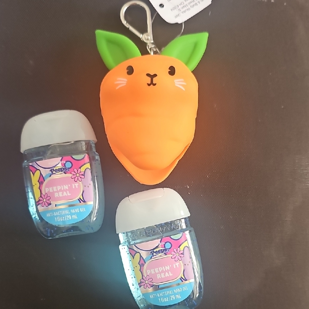 Bath & Body Works Peepin' It Real Hand Sanitizer Set with Carrot Holder